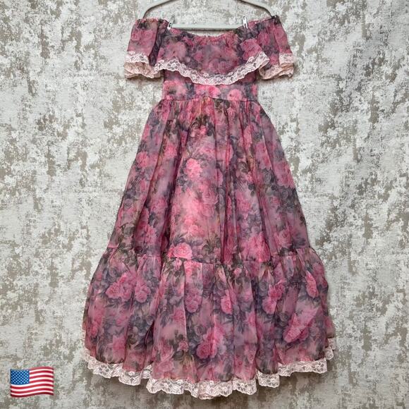 Selkie The Romance Novella Tea Length Dress in The Queen Bee